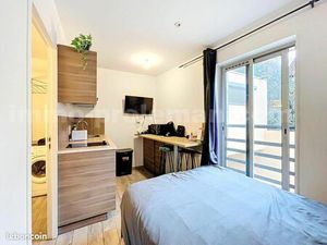 Studio 1 pièce 14 m²