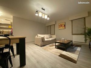 F2 48 m2 MEUBLÉ HÔTEL DE VILLE