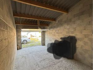 Garage / box 20 ou 25 m2 à louer