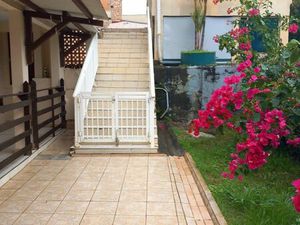 Loue bas de villa f4