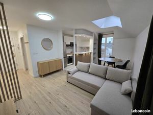 T2 meublé lumineux 40 m² – Dernier étage avec ascenseur – Parking Privé – 890 CC