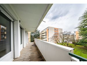 DIJON VALENDONS T3 lumineux avec balcon