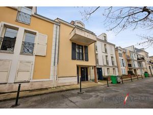 Appartement 5 pièces lumineux – RAMBOUILLET (78120)