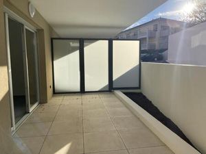 À LOUER - Beau T2 Rez-de-Jardin - Résidence Solor - Cogolin