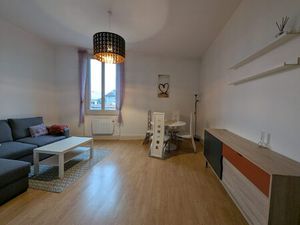 Appartement spacieux entièrement meublé