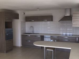 Location appartement T3 à ROQUETTES