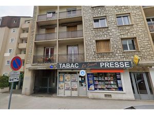 GARAGE AVENUE DU DRAPEAU