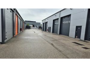 LOCAL D'ACTIVITE A LOUER