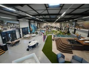 local commercial 2 400M A LOUER