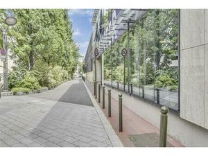 Location bureau LEVALLOIS PERRET 640 m²