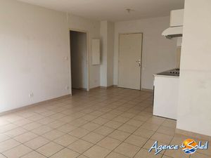 Location Appartement 3 pièces 60m² LEZIGNAN CORBIERES 11200