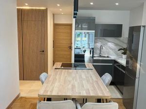 Vente appartement 4 pièces 78 m² Nice (06100)