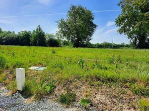 Vente Terrain à Saint-Denis-le-Vêtu (50210) : à vendre / 887m² Saint-Denis-le-Vêtu