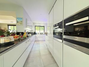 Maison de plain-pied – 5 chambres – Garage – Hyper centre