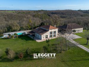 Maison 8 pièce(s)  MONTPEZAT-DE-QUERCY