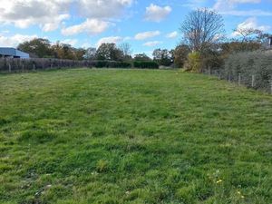 Terrain 1 029 m² Bobital