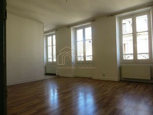 BOURGES J. JAURES - CHAUFFAGE INCLUS DANS LES CHARGES