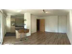 F2 REZ DE JARDIN au bord du Rhin