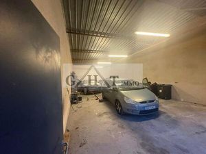 ENTREPOT A LOUER 105 M² A VAUX LE PENIL