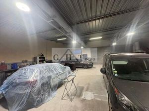 ENTREPÔT À LOUER 265m² – VAUX-LE-PÉNIL (77)