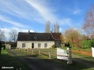 Maison individuelle avec dépendances et 2 ha de terrain