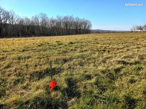 Terrain 1 690 m² Genebrieres