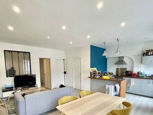 Location appartement 2 pièces 48 m² à Marseille 6 (13006)