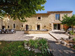 Achat Maison 9 pièces 360m² GORDES 84220