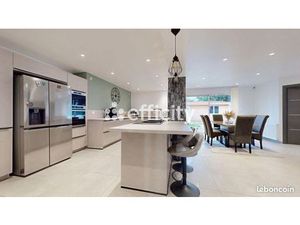 Pavillon 5 pièces 134 m²