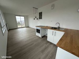 Appartement T2 avec parking  balcon et asc