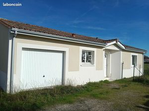 MAISON individuelle COUTRAS : 900 /mois