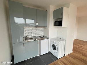 Location STUDIO NEUF 28 m2 à Voisins le Bretonneux