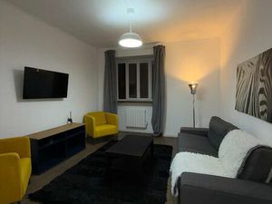 Très beau et grand 3 pièces meublé à louer