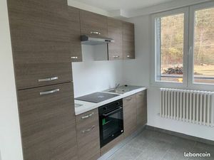 ◊ F4/T4 Etat NEUF avec 3 Chambres 1er étage + Garage + Cave / Chauff Gaz / DV PVC