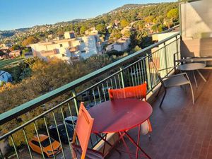 T2 meublé avec terrasse  vue mer  parking – Antibes
