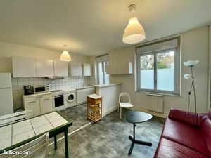 Appartement 2 pièces 42m2 situé entre la plage et le jardin des Plantes 810