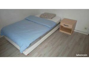 Location chambre meublée – 415 charges comprises