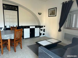 Loue F2 meublé à l’année