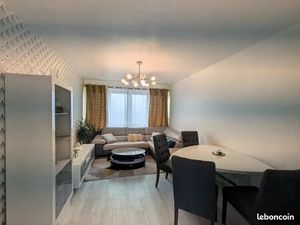 Maison meublée - 66 77 m²