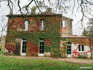 Part loue Maison à Saint Brice 3 chambres avec grand jardin et piscine