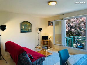 T2 meublé  50 m2   1 chambre   TBE