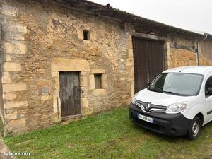 Espace de stockage / grange de 160 m2 / Alternative à entrepôt / garde-meuble / box de sto