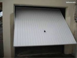 Garage box fermé 13 m2