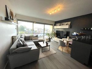 Location Appartement 2 pièces 42m² BORDEAUX 33200