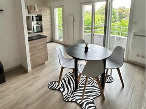 Appartement F2 meublé avec balcon parking