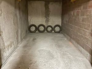 Garage fermé 12 m2