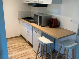 Grand studio meublé