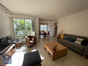 Location Appartement 2 pièces 66m² ST DENIS 97400