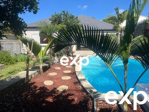 Maison 4 pièces piscine Tampon centre