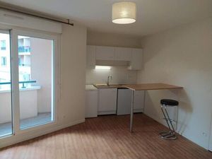 Location appartement 1 pièce 25 m² à Chartres (28000)